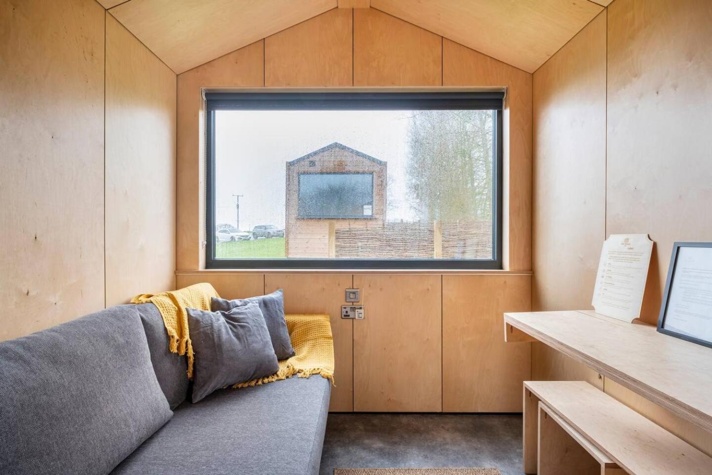 Beautiful Cabins In Herefordshire Countryside 외부 사진