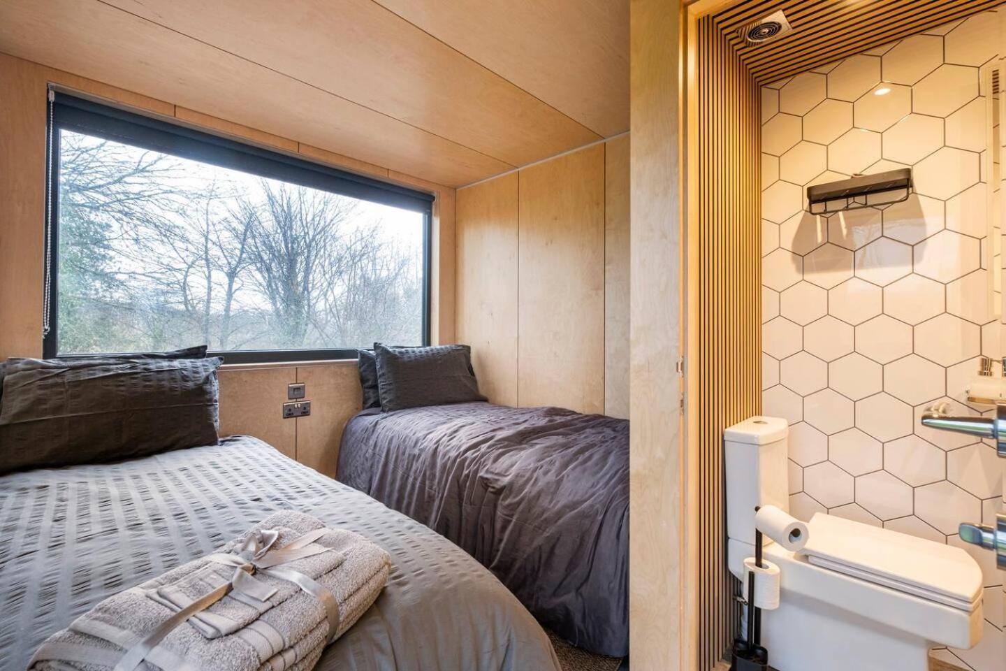 Beautiful Cabins In Herefordshire Countryside 외부 사진